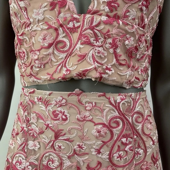 BCBG Maxazria Formal Dress 8 Pink Floral Embroidery Long Sexy Princess Prom - Picture 5 of 16